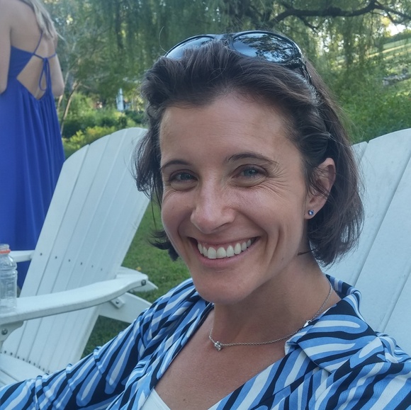 Meet your Posher, Kim - Picture 1 of 1